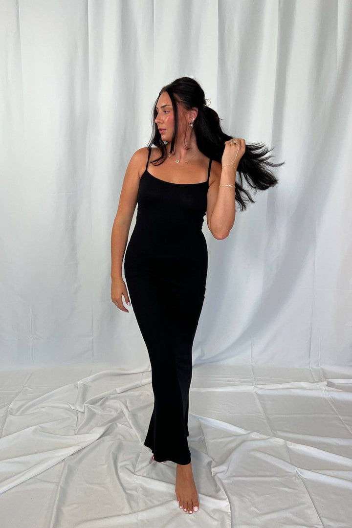 My Go-To Slip Dress: Black