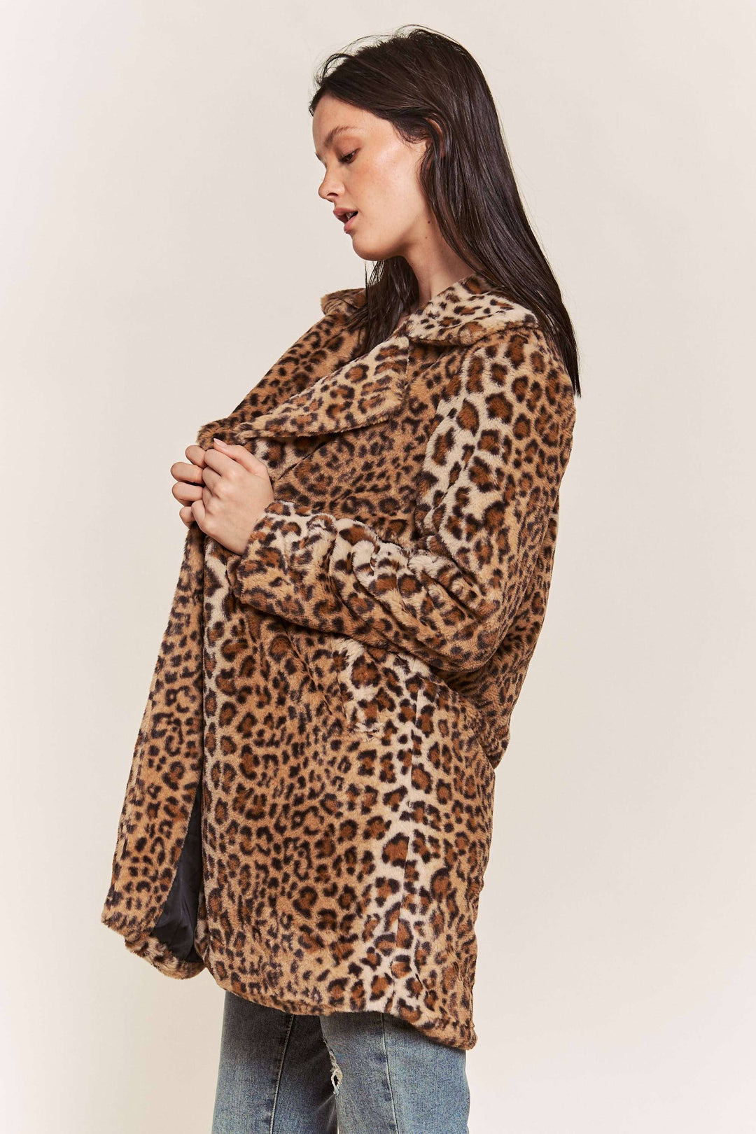 LEOPARD FAUX FUR