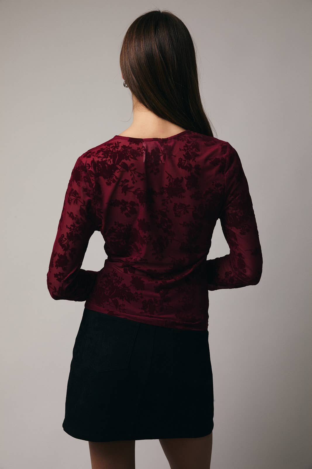 LONG SLEEVE BUTTON UP VELVET TOP