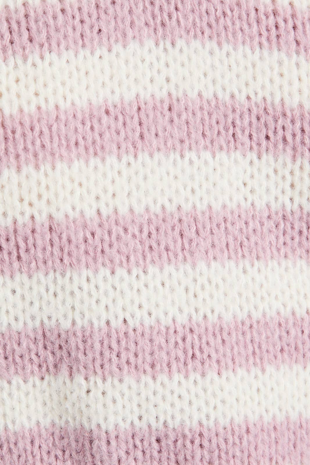 LONG SLEEVE V-NECK STRIPED CROPPED SWEATER- BUTTER