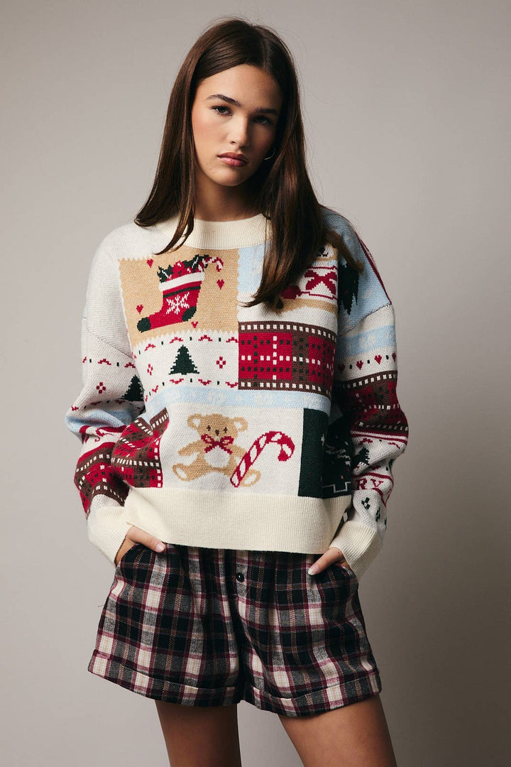 ROUND NECK CHRISTMAS GRAPHIC SWEATER