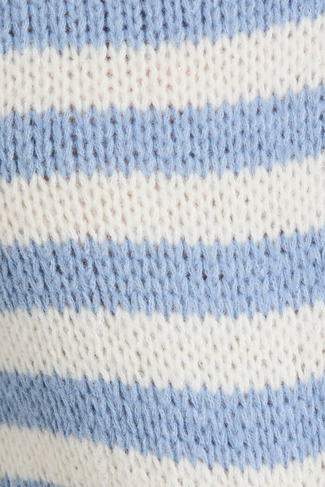 LONG SLEEVE V-NECK STRIPED CROPPED SWEATER- BUTTER