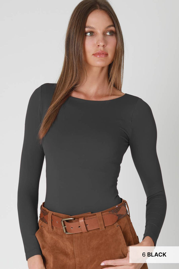 RED Clean Line Boat Neck Top