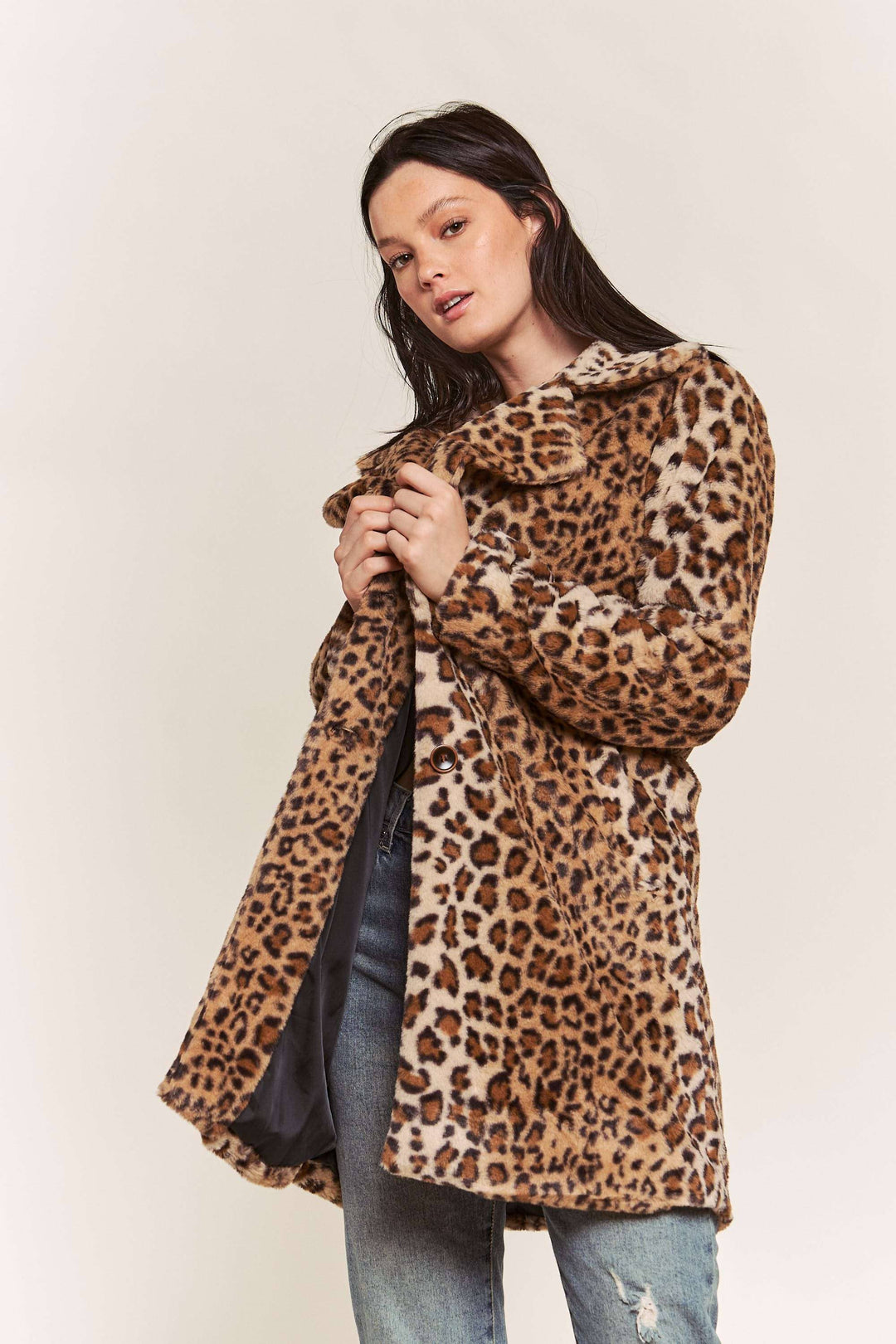 LEOPARD FAUX FUR