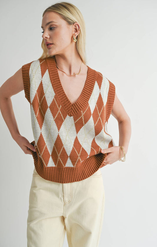 Shawna Argyle Sweater Vest: BROWN MULTI: LARGE