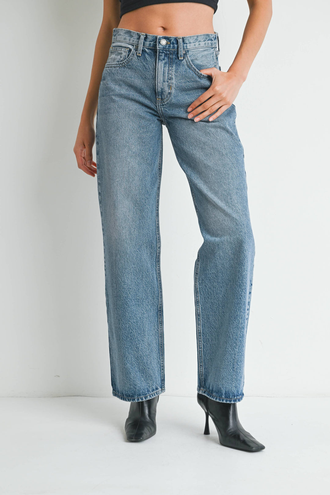 JUST BLACK DENIM - Relaxed Straight
