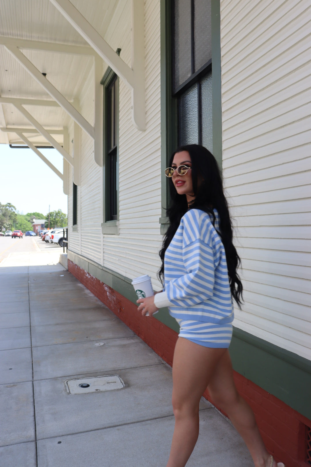 STRIPE OVERSIZED SWEATER TOP