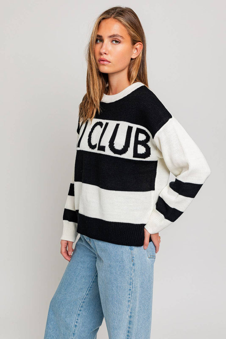 LONG SLEEVE ROUND NECK "SKI CLUB" SWEATER: WHITE