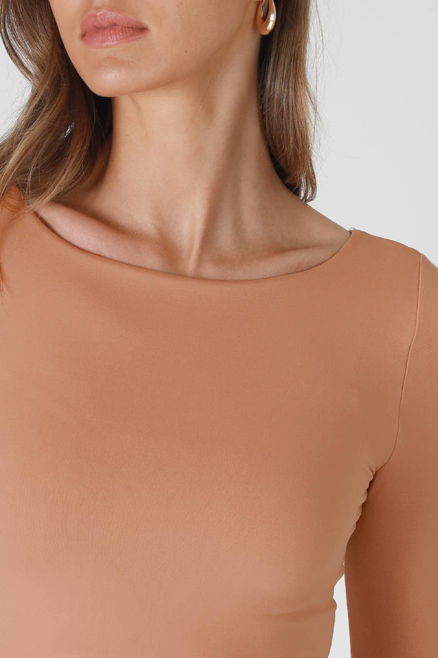 RED Clean Line Boat Neck Top