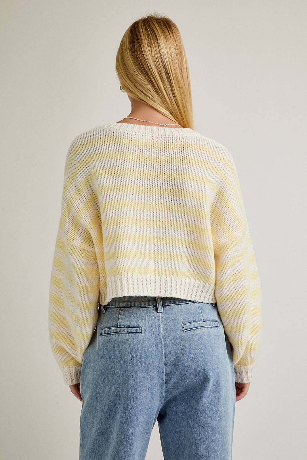 LONG SLEEVE V-NECK STRIPED CROPPED SWEATER- BUTTER