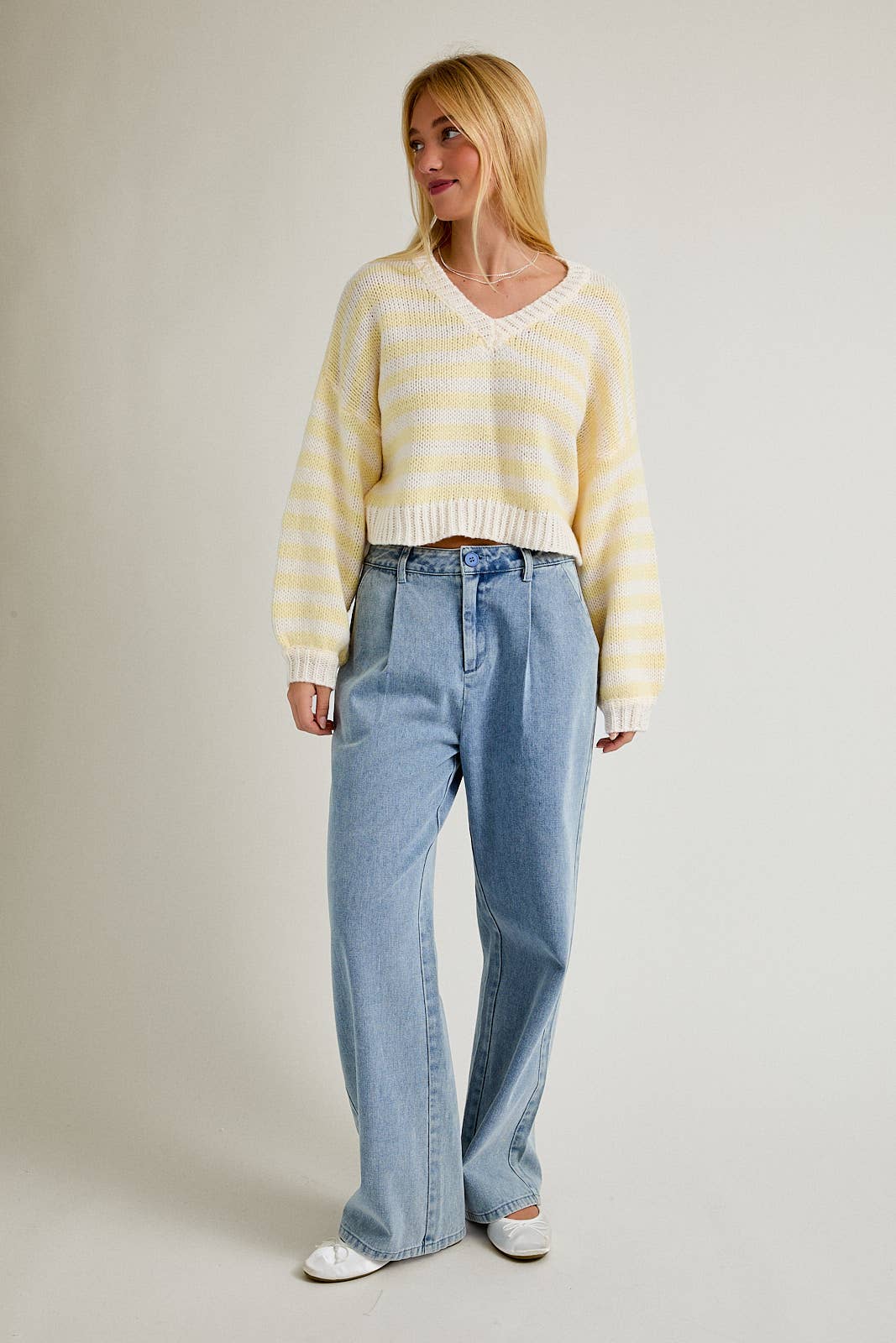 LONG SLEEVE V-NECK STRIPED CROPPED SWEATER- BUTTER