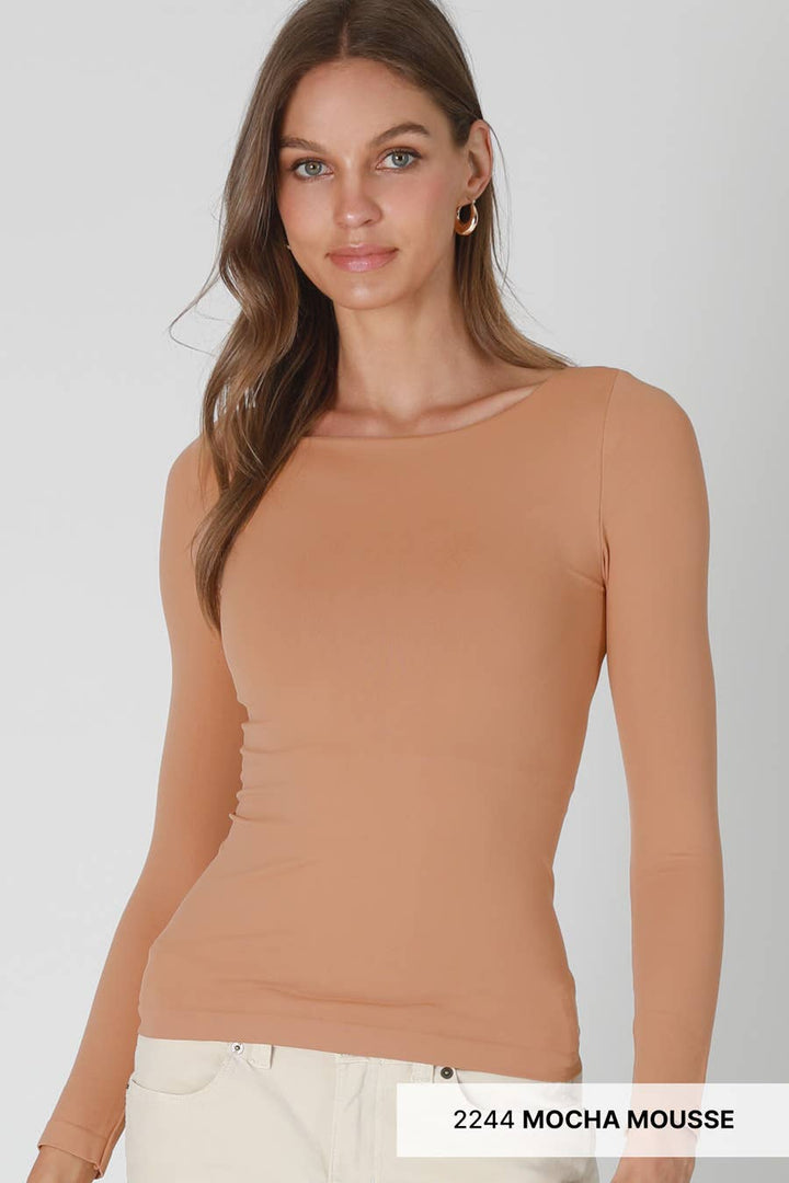 RED Clean Line Boat Neck Top