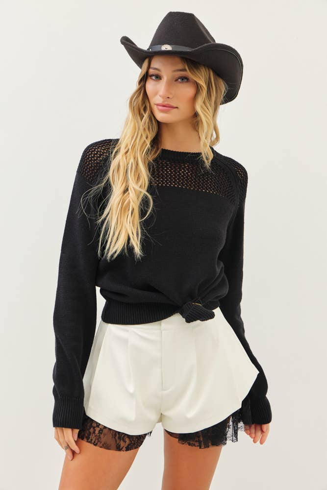 PLEATED FAUX LEATHER SHORTS WITH RUFFLED LACE HEM