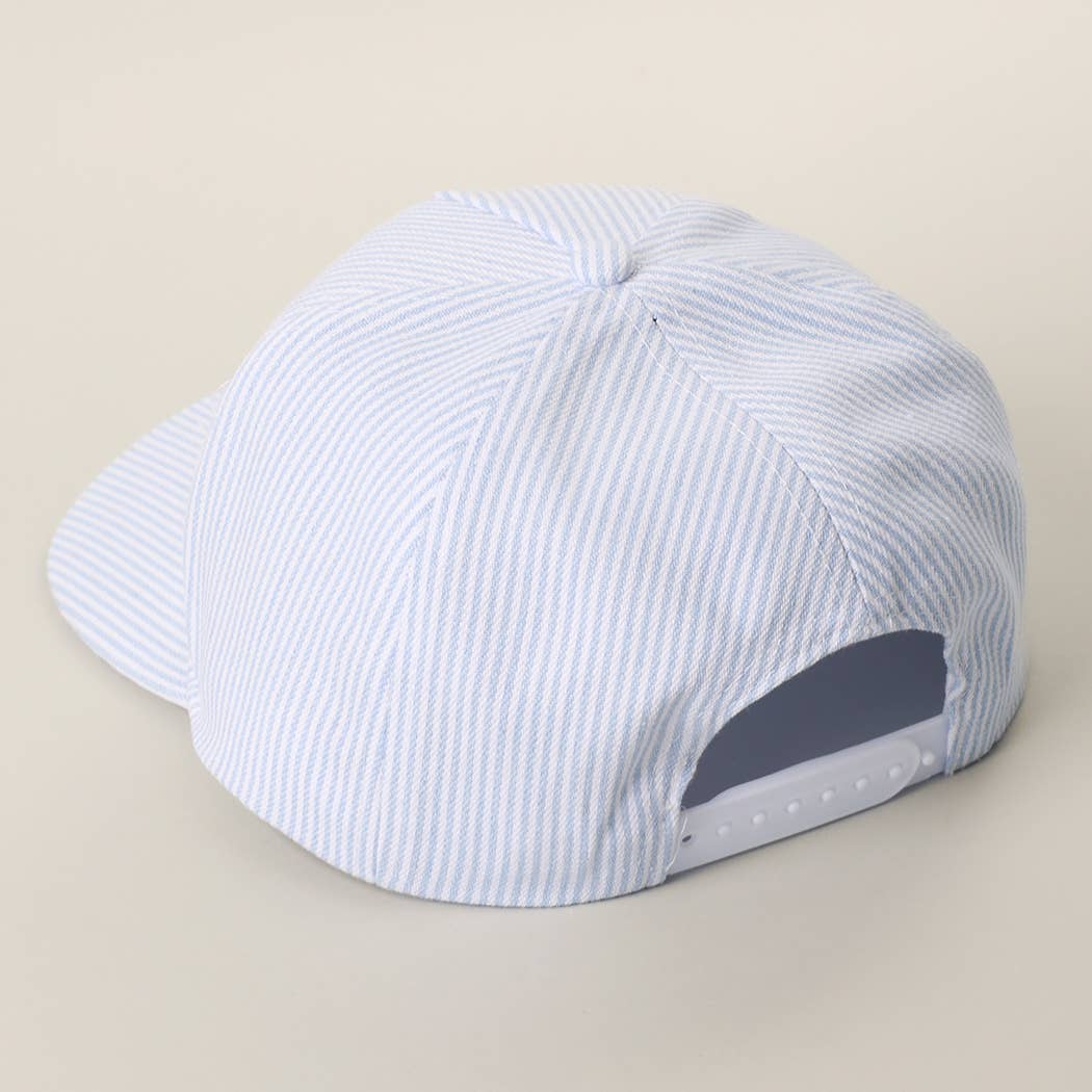 Fashion City - Golden Retriever Embroidered Seersucker Stripe Trucker Hat: BLUE / ONE SIZE