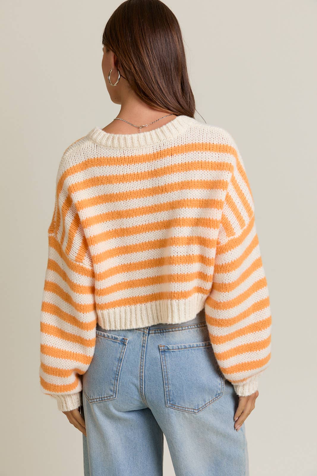 LONG SLEEVE V-NECK STRIPED CROPPED SWEATER- BUTTER