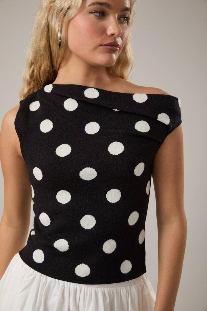POLKA DOT DETAIL ASYMMETRICAL NECK SWEATER TOP: BLACK